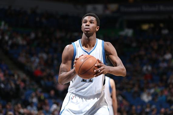 马刺新秀单场爆砍30+（马刺新秀单场斩获30+分）