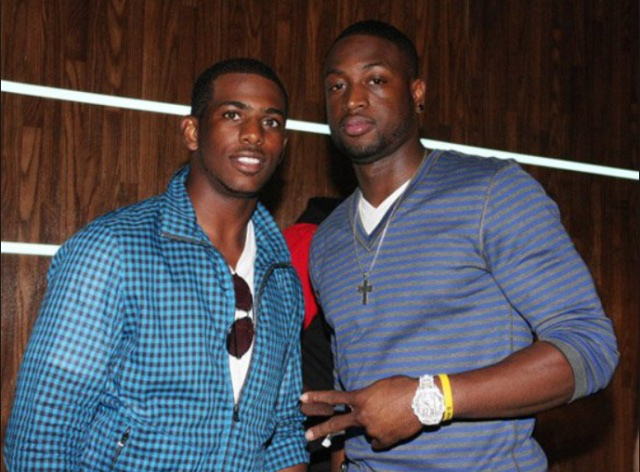 跟队记者：阿莱格里明确要求冬窗买前锋；米兰没考虑齐尔克泽（随队记者：阿莱格里明确要冬窗引进前锋，米兰暂未考虑齐尔克泽）