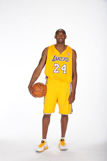 官方：队史传奇队长华金出任皇家贝蒂斯俱乐部董事（皇家贝蒂斯官宣：传奇队长华金出任俱乐部董事）