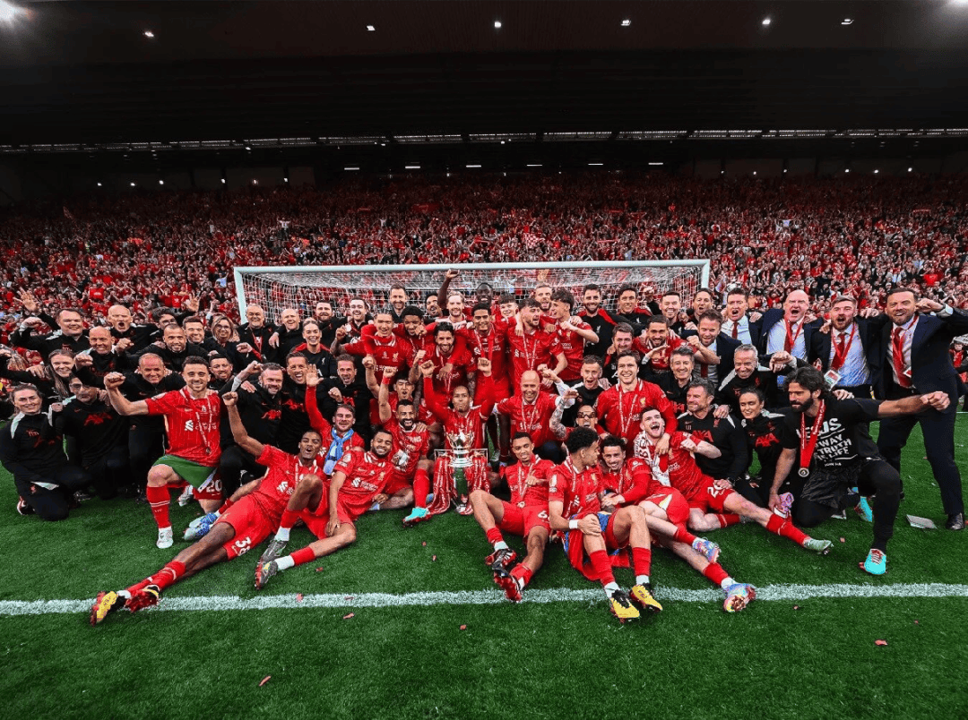 CBA首秀17分钟砍8分3板！宏远18岁小将征服杜锋，二飞为他提前退役（CBA处子秀17分钟8分3板！宏远18岁新星获杜锋认可，二飞为其提前退役）