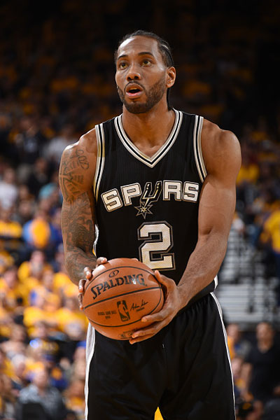 持续发力！萨林杰送长传 胡明轩助张昊上篮将分差拉开到20分以上（火力不减！萨林杰长传发动，胡明轩助张昊上篮，领先突破20分）