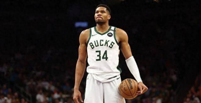 王世龙顶替贝帅成同曦主帅冲季后赛！但就这配置耐心培养新人吧！（王世龙接任同曦主帅冲击季后赛，但以现有阵容更该耐心培养新人）