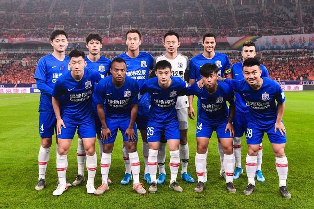 伊涅斯塔：亚马尔才18岁必须继续提高；我正在考取教练执照（伊涅斯塔：18岁的亚马尔仍需不断进步；我正攻读教练资格证）