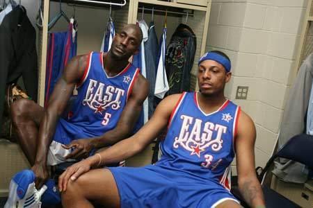 意媒：小斯坦科维奇获比利时联赛十月最佳球员，国米密切关注（意媒称小斯坦科维奇荣膺比甲10月最佳，国米持续关注）