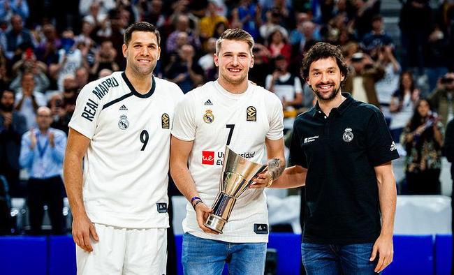 混合团体世界杯：2-8，中国香港无缘复制一年前8-7绝杀日本一幕（混合团体世界杯：中国香港2-8告负，未能再现去年8-7绝杀日本）