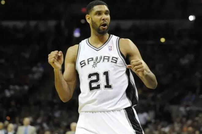 意天空：孔蒂与球员有摩擦，上轮赛后发火是因为他感觉到背叛（意天空：孔蒂与球员关系紧张，上轮赛后怒斥源于自感遭背叛）