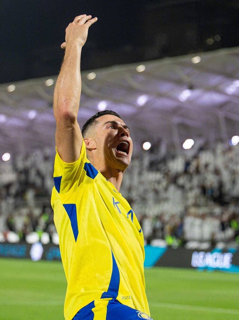 NBA开局第三长纪录！亚当斯前16场每场至少抢3个前场板（亚当斯开季前16战场场至少3个前场篮板，NBA史上开局第三长纪录）