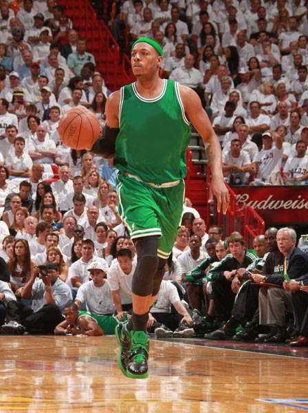 切尔西名宿：凯塞多值2亿英镑，在防守端他是一个绝对的天才（切尔西名宿称凯塞多身价可达2亿英镑，防守端堪称绝对天才）