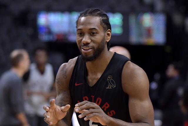 瓦拉内：弗格森曾来我家找我，齐达内说的话球员都值得倾听（瓦拉内：弗格森曾上门找我，齐达内的话每位球员都该听）