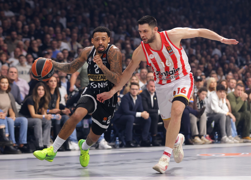 英媒：尽管可以调整欧冠名单，阿森纳也不准备给热苏斯注册（英媒称：欧冠名单可调整，阿森纳仍无意为热苏斯报名）